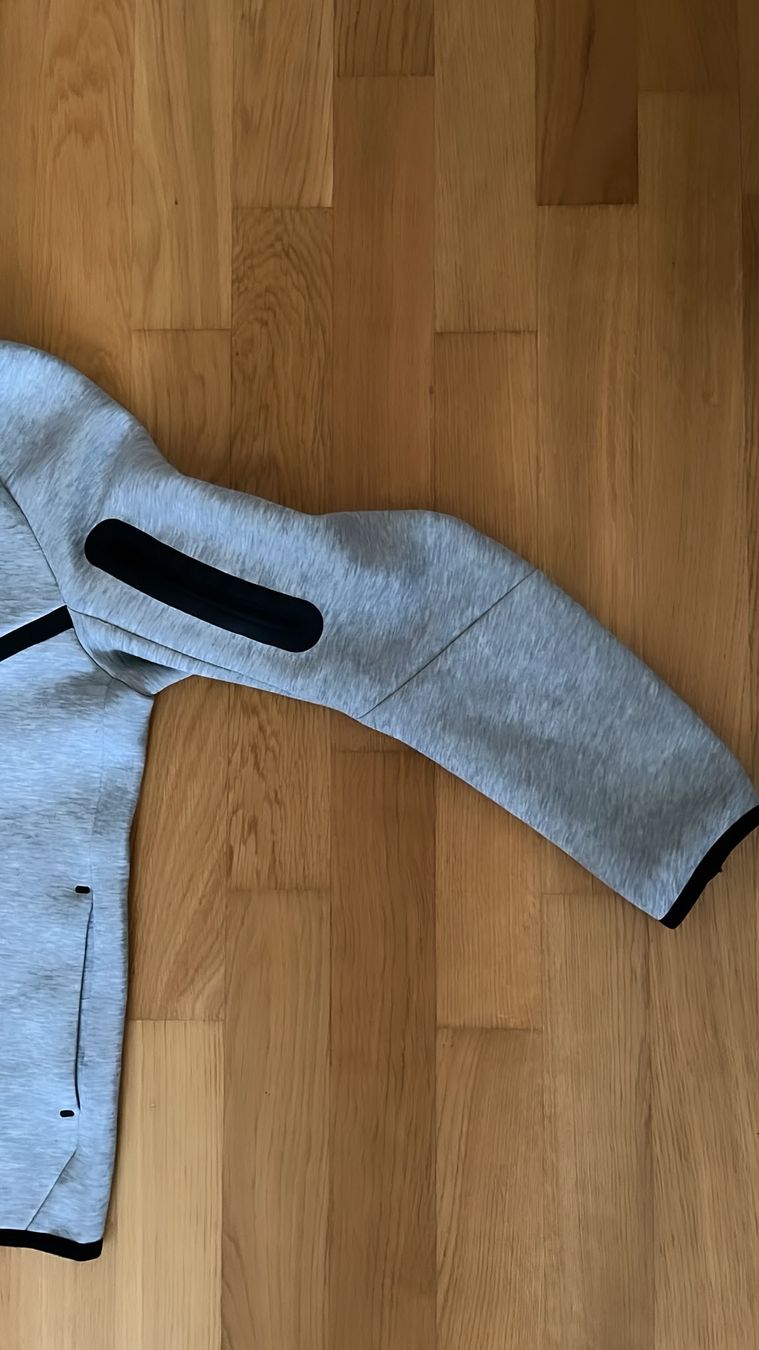 Nike Vestes & Manteaux: Veste Nike – D'occasion à Fribourg par mal_8zjh 2
