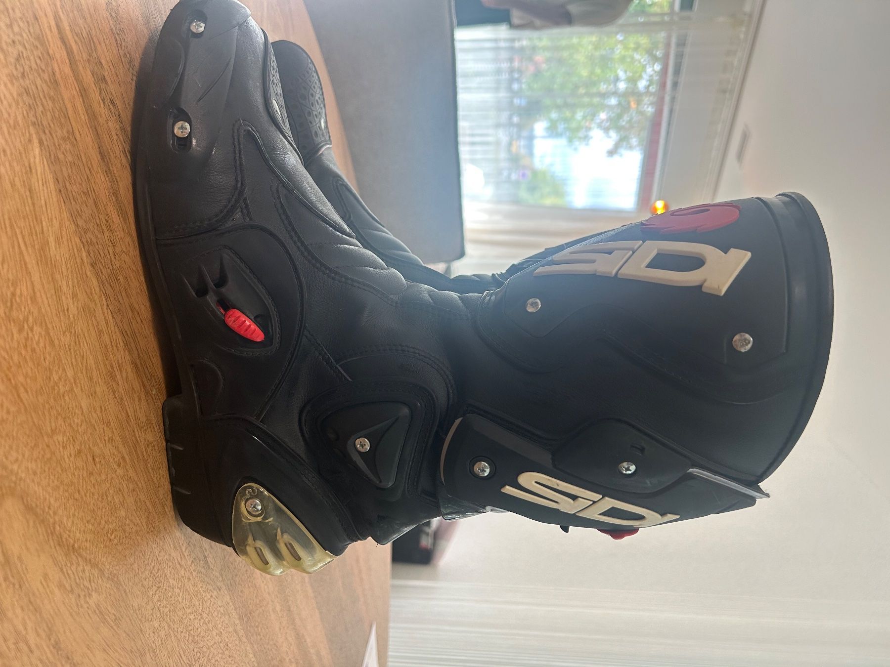 SIDI Herrenschuhe: Sidi VERTIGO 2 Motorcycle Boots – Gebraucht aus Zürich von fun_wl2h