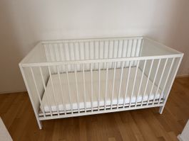 IKEA Babybett „SÖLGUL“ 70×140 cm – inkl. Matratze