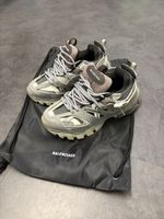 Sneaker Balenciaga Track grau beige guter Zustand