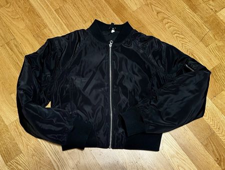 Schwarze Bomberjacke von H&M, Gr XS, Top Zustand!