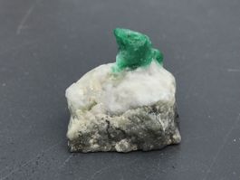 Smaragd roh, Kristallstufe, Pakistan, Sammlerstück, 189karat
