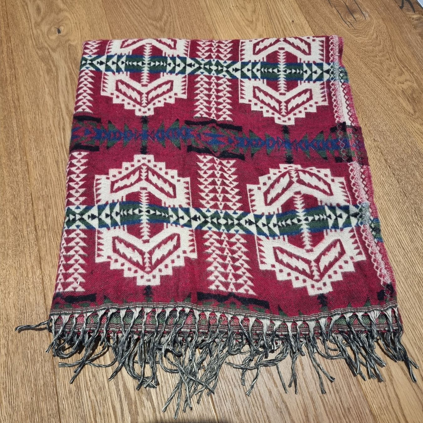 Foulard & Sciarpe: Warmer Schal/ tuch/mit Muster, Rot, neu – Nuovo (secondo la descrizione) da Gammen venduto da home_brocki 1