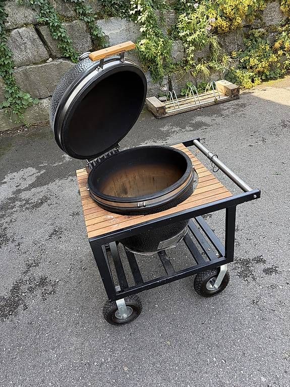 Grills: Monolith Keramik - Grill Kamado – Gebraucht aus Schlatt TG von pas_56dc