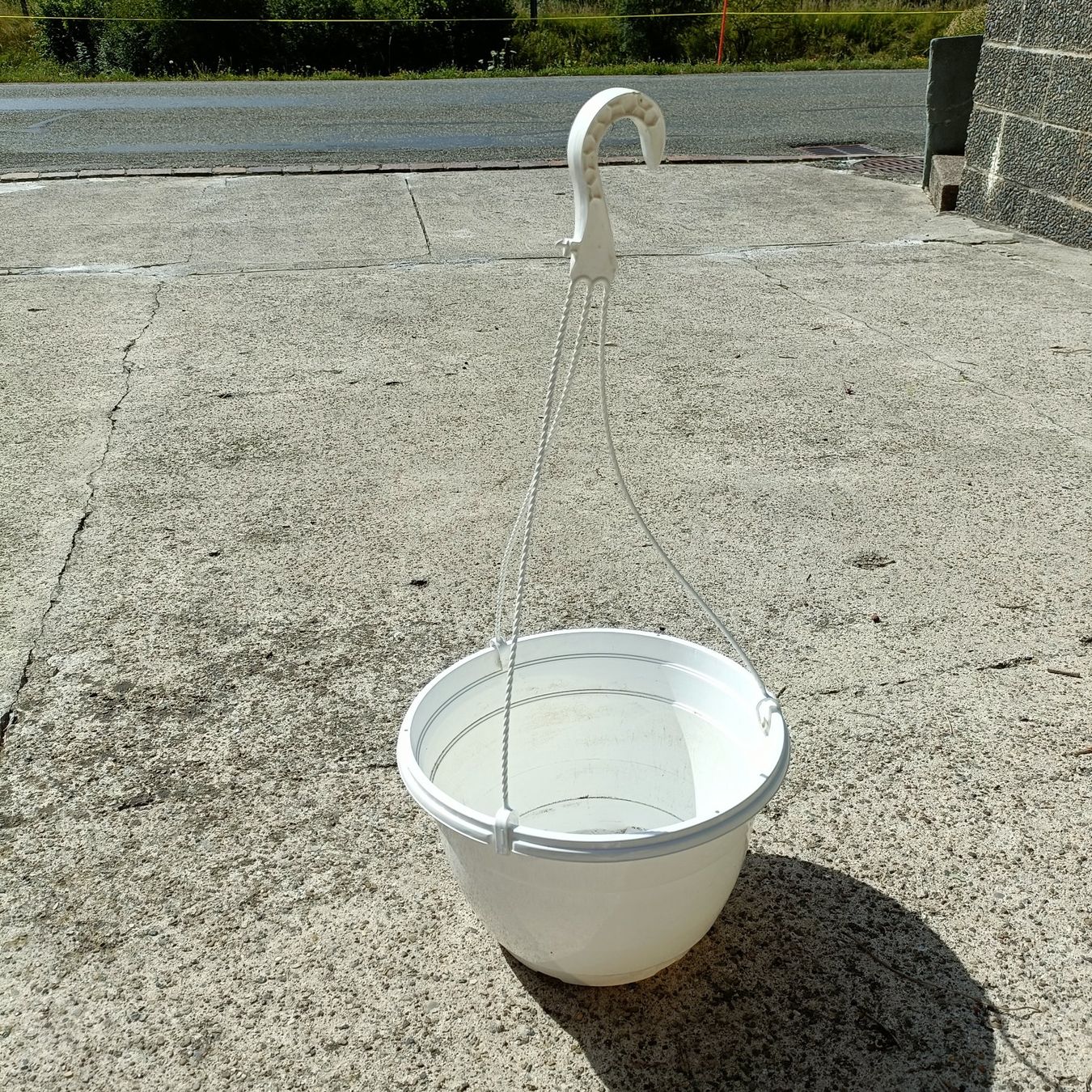 Pots de fleurs: 7 Ampel / Hänge Blumentöpfe – D'occasion à Sitterdorf par imsis 1