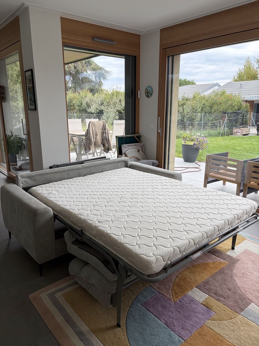 Conforama Divani: Canapé-lit Conforama Excellent état – Usato da Mies venduto da jul_f7rh 1