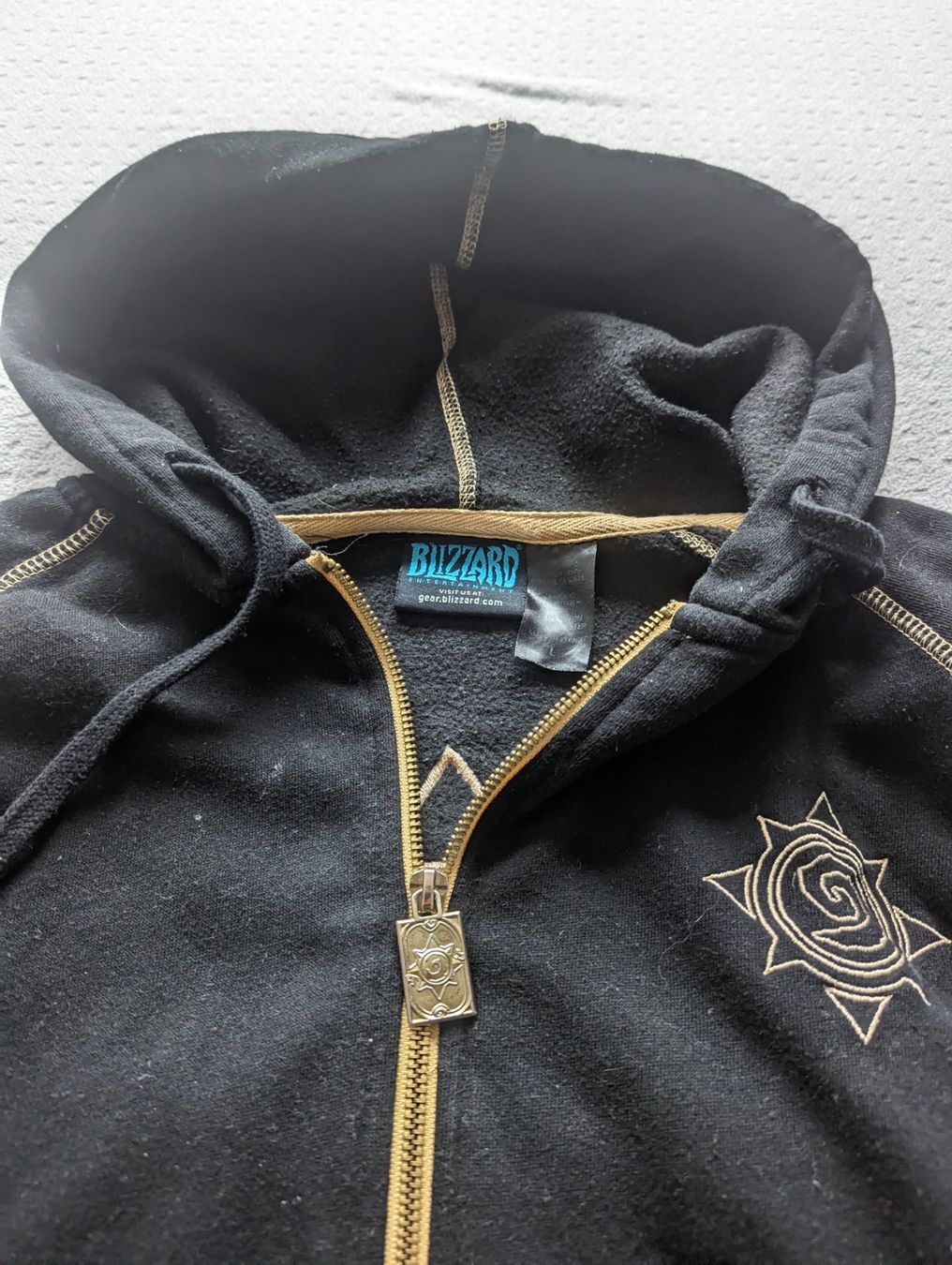 Maglioni & Felpe: Hearthstone Pullover / L / Blizzard-Merch – Usato da Ittigen venduto da Deriento 1