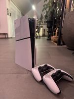 PS5 Slim Disc Edition + 2 Controller