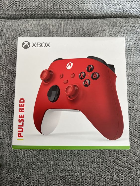 Manette Xbox Pulse Red (Neu und originalverpackt) in Le Landeron für ...