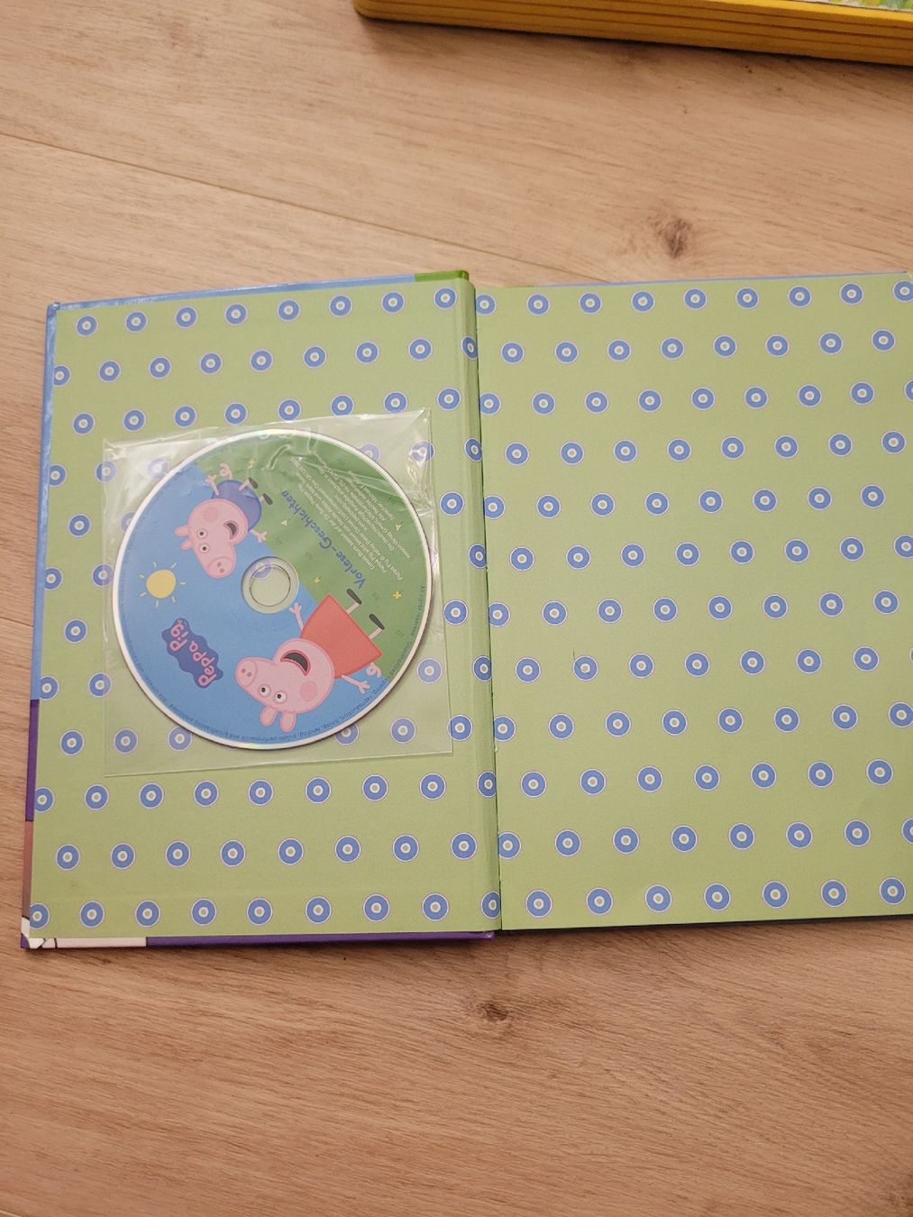 Livres: Vorlesegeschicjteb plus CD Peppa Pig – D'occasion à Lupsingen par sta_wgg5 1