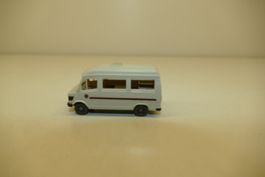 Wiking 1:87: Mercedes-Benz 280 Wohnmobil James Cook