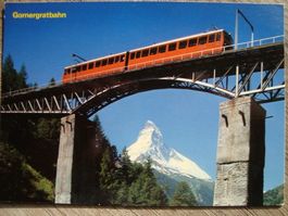 GGB Gornergratbahn auf der Findelbachbrücke. Zermatt