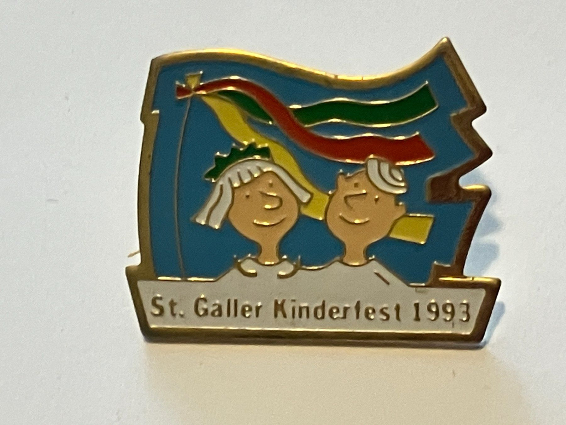Placchette & Badge: 1 Pin St. Galler Kinderfest 1993 – Usato da Basel venduto da djwwpp