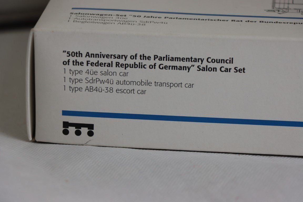 Modelleisenbahnen: Salonwagen Set (3083-3084) – Neu (gemäss Beschreibung) aus Bäriswil BE von WWYN-Liquidationen 5