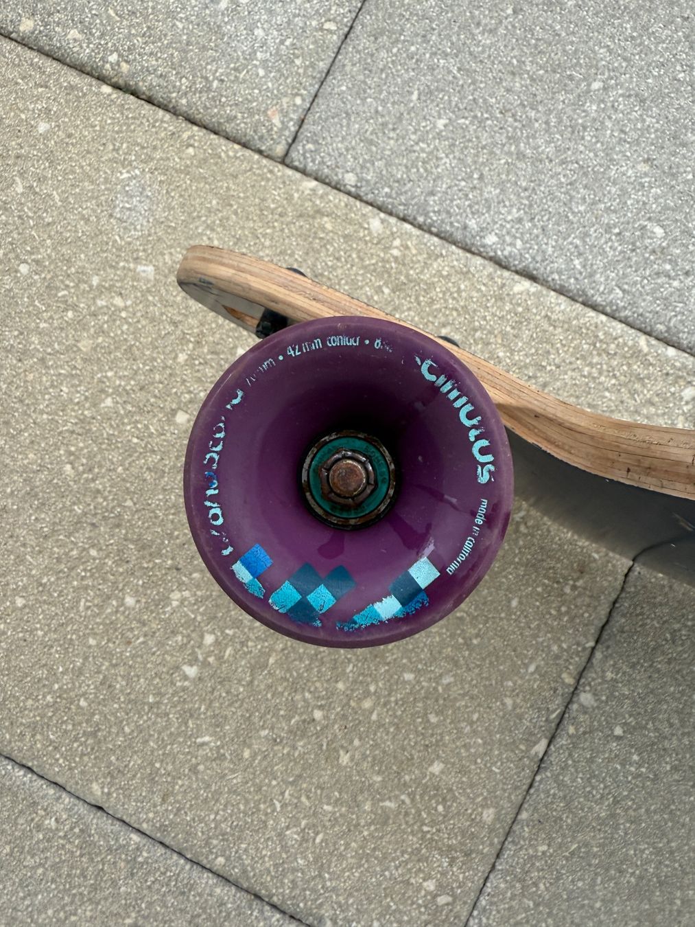 Skateboards: Custom Longboard – Usato da Meggen venduto da lin_p9xn 3