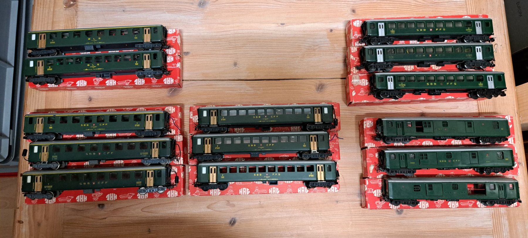 Hag Modelleisenbahnen: 14 Hag Personenwagen – Gebraucht aus Urdorf von Canyamel1