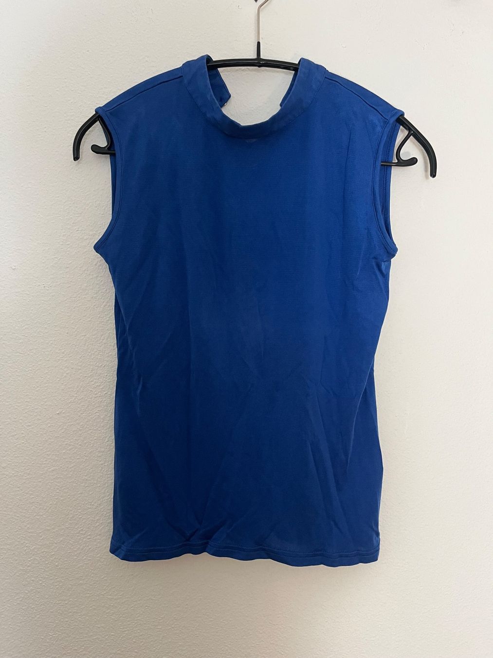 Top: Haut bleu silk – Usato da Cully venduto da FranVey