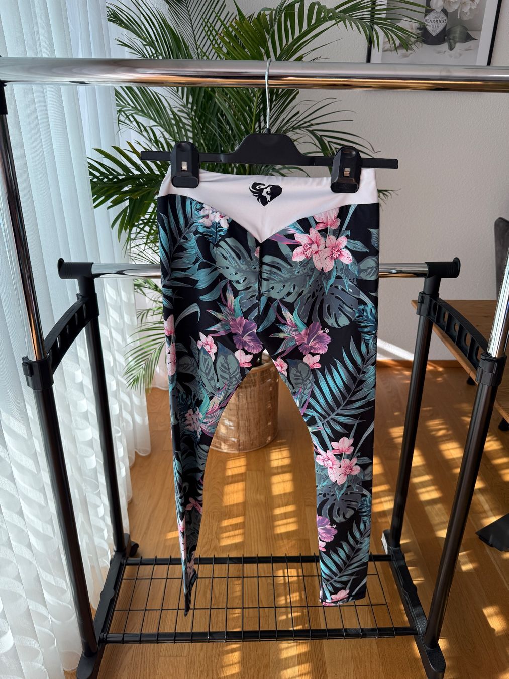 Leggings: sportleggins (s) – Gebraucht aus Freidorf TG von zweithandware 1
