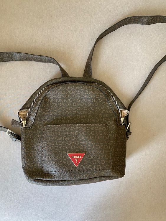 guess rucksack Kaufen auf Ricardo