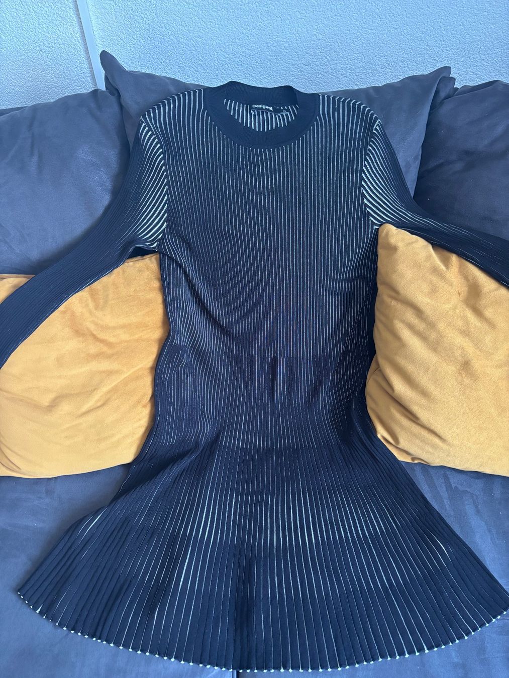 Desigual Vestiti: DESIGUAL Kleid neuwertig – Nuovo (secondo la descrizione) da Merishausen venduto da yourdream 3