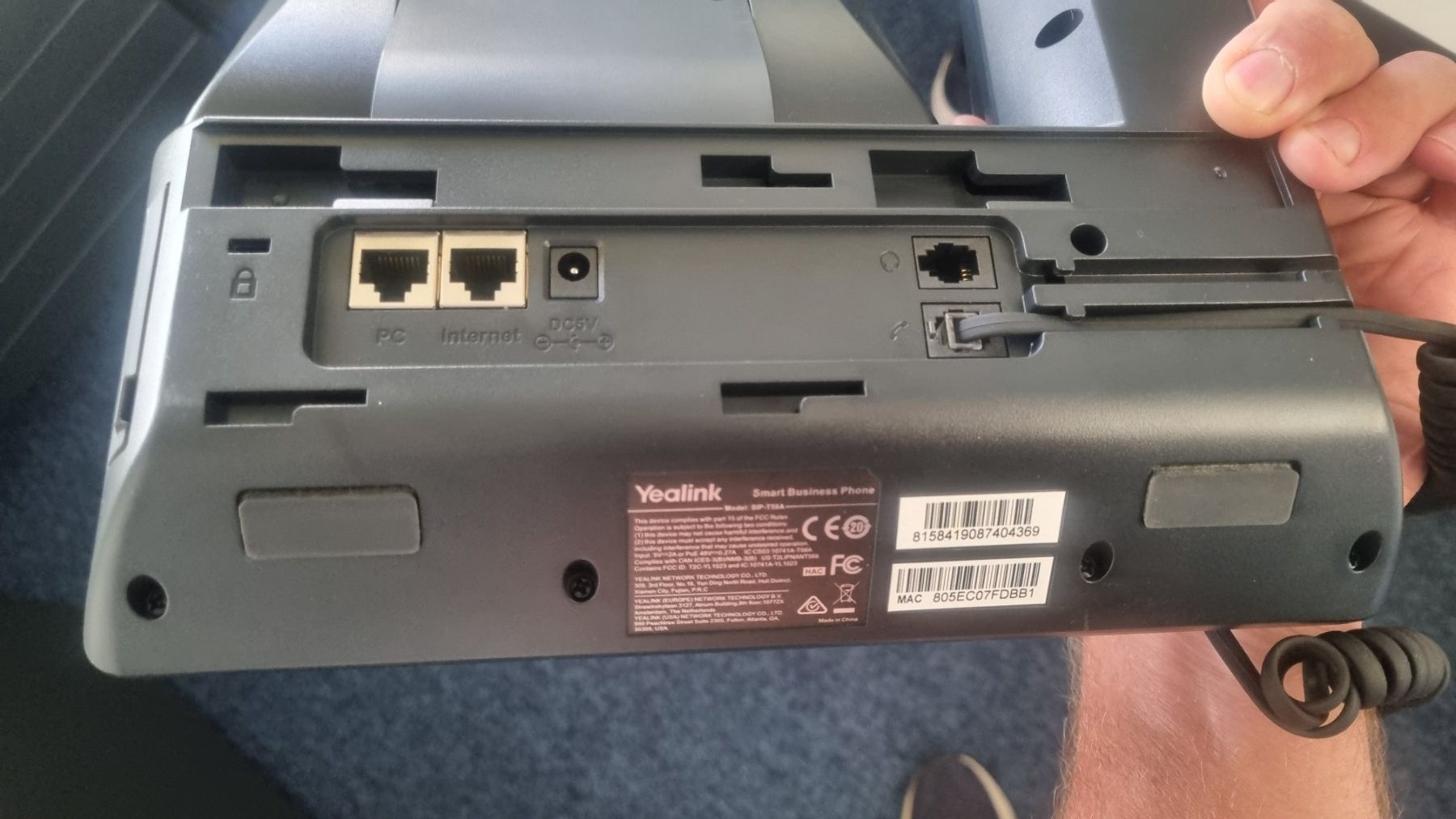 Telefoni: Telefon Yealink mit Display Model SIP-T58A – Usato da Rickenbach LU venduto da erli75 2