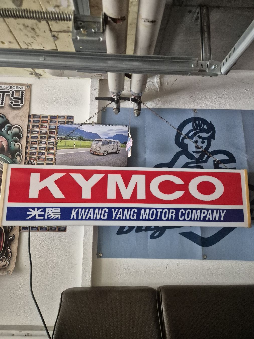 Lampade: Kymco Leuchtreklame – Usato da pfäfers venduto da icelantic 1