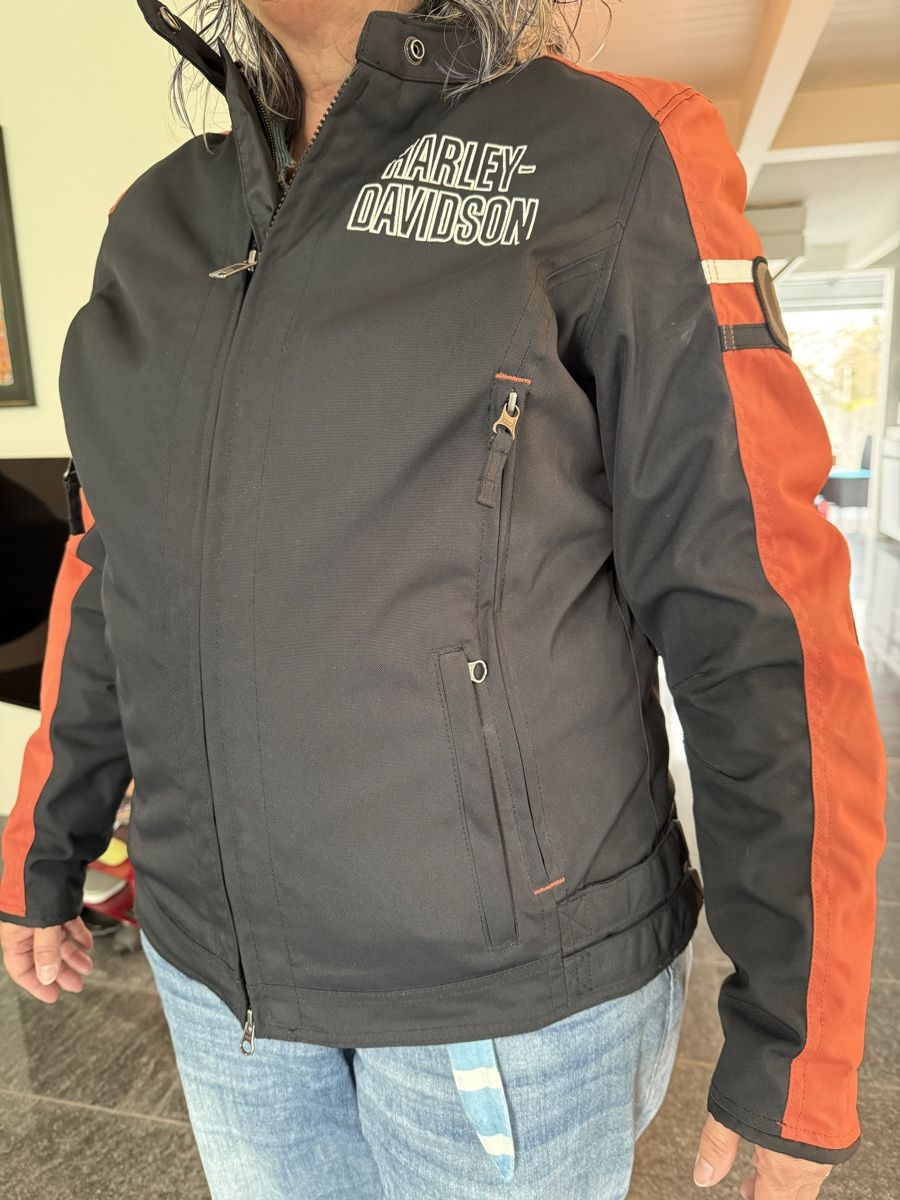 Harley-Davidson Giacche: Damen Motorrad Jacke Harley Davidson – Usato da Rupperswil venduto da Armin.Fricker