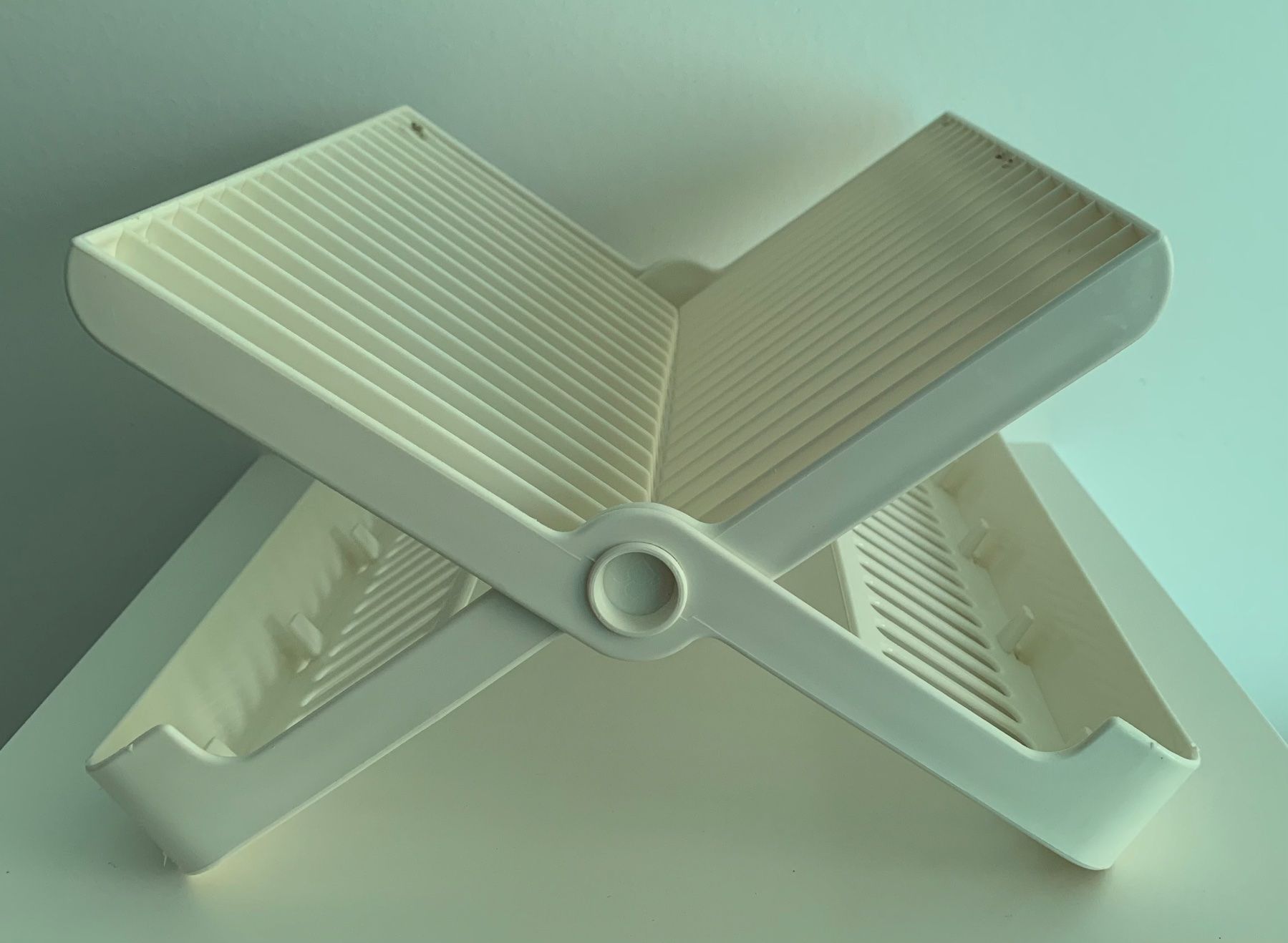 Elettrodomestici da cucina: White foldable dish drying rack - save space now! – Usato da Basel venduto da cat_sq5m