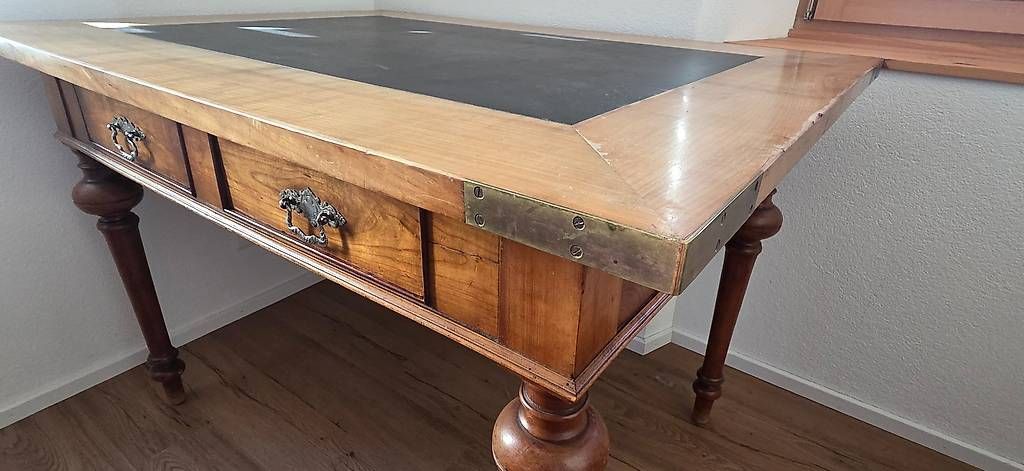 Tische: Antique 19th-century writing table – Gebraucht aus Lachen SZ von pet_2h68 3