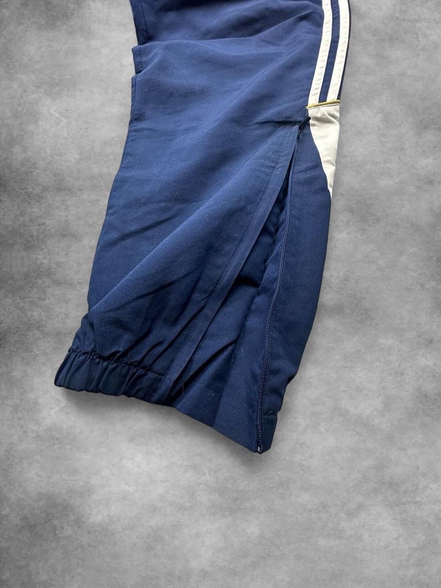 Adidas Pantaloni: Adidas Chelsea trackpant – Usato da Erlinsbach SO venduto da TogaResell 2