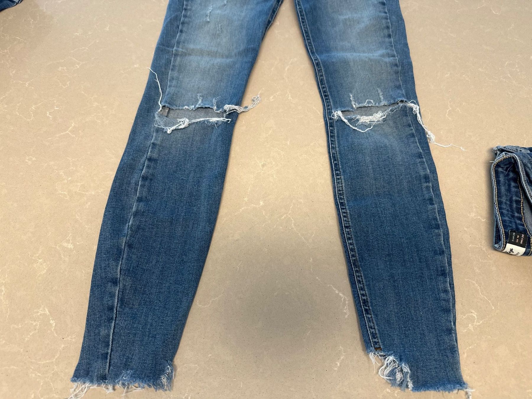 Jeans: 4 Skinny Jeans Bundle Used Look Gr. 38 – Usato da Weggis venduto da _GMA9 7