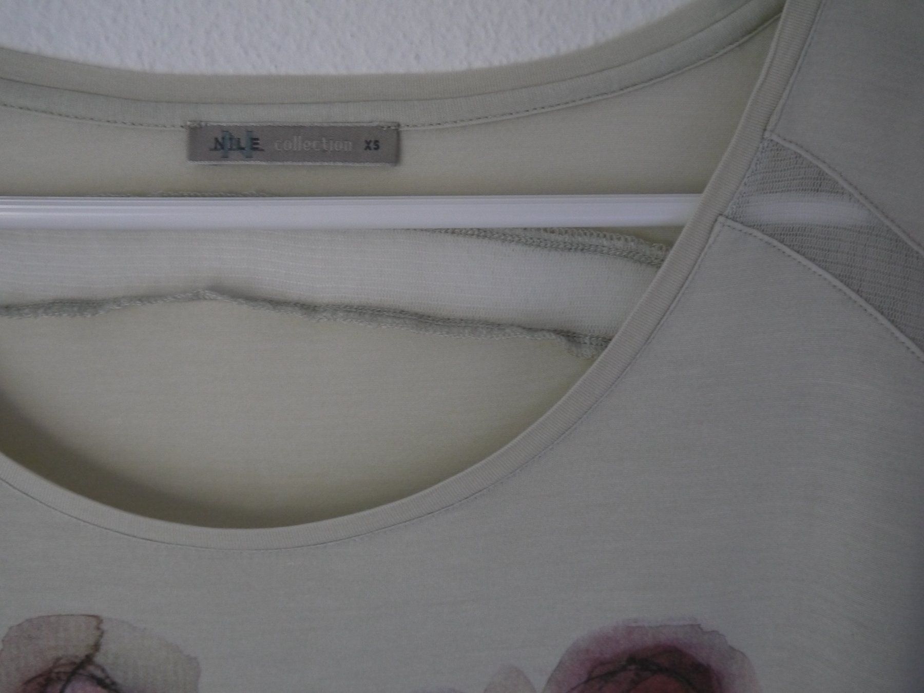 Nile Camicette: NILE Bluse / T-Shirt aus Seide, Modal – Usato da Hagendorn venduto da Blaf 1