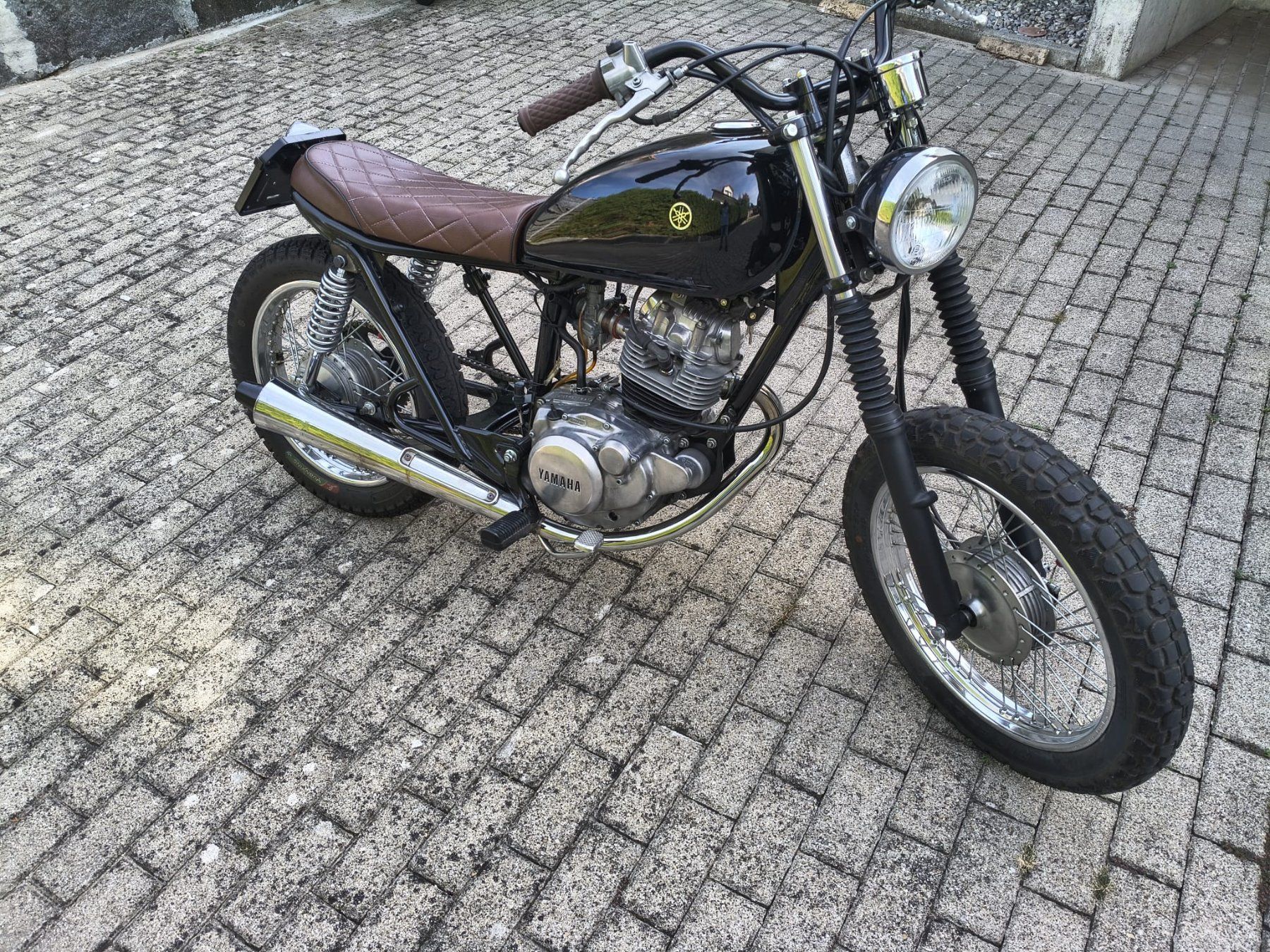 Strada: Cafe Racer Yamaha SR – Usato da Buttwil venduto da feralagige 1