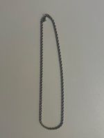 Collier chaîne torsadée argenté état impeccable 41cm