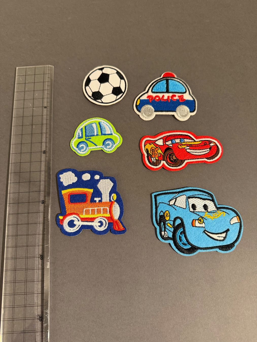 Toppe: Bügelpatches Autos - 6 Stück – Nuovo (secondo la descrizione) da Kilchberg ZH venduto da erbse202012 1
