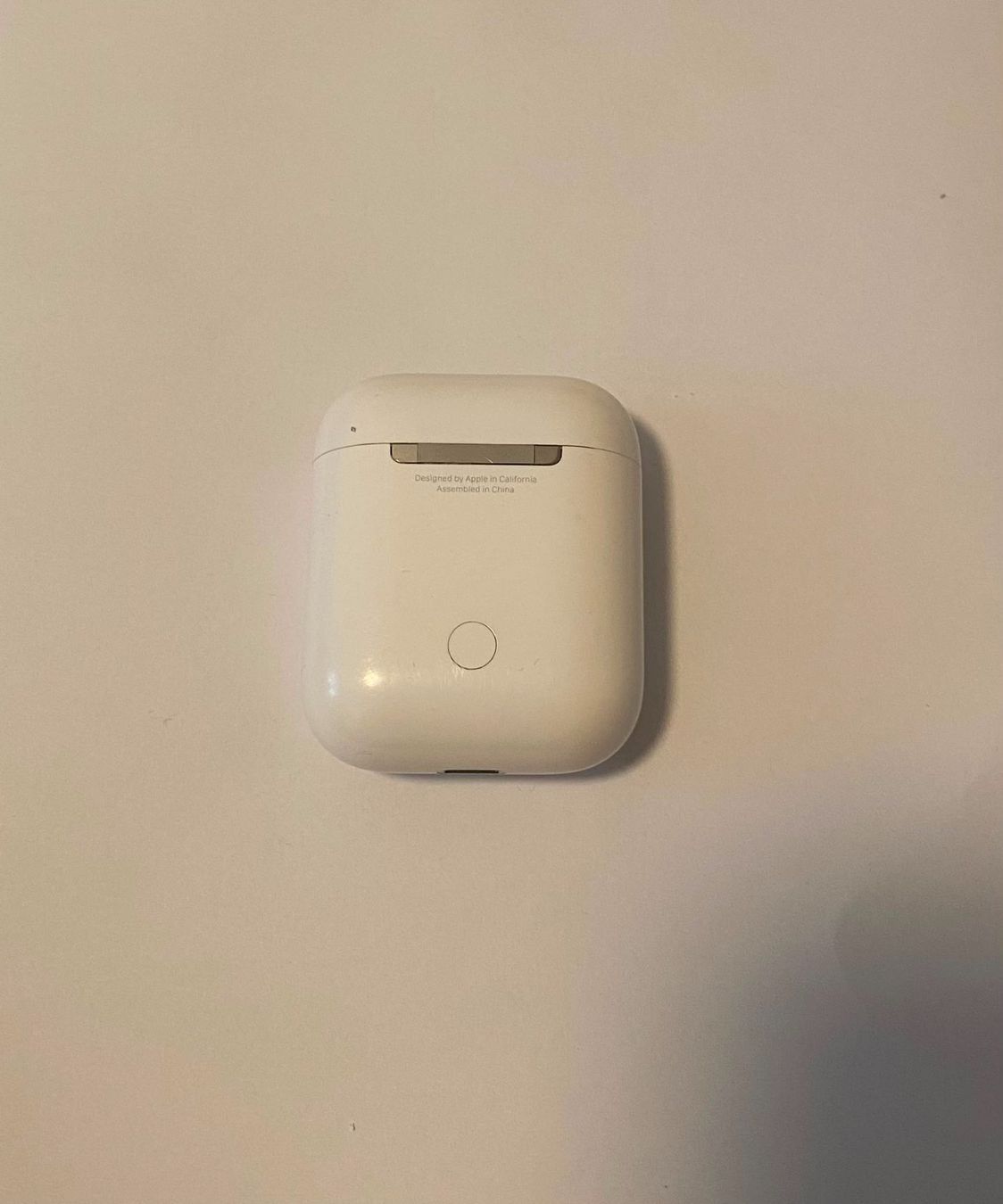 Apple Cuffie: Apple Airpods 2. Generation nur Links + Ladecase – Usato da Luzern venduto da yannick.w123 1