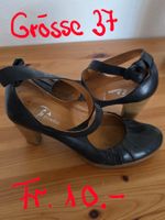 Schwarze Schuhe
