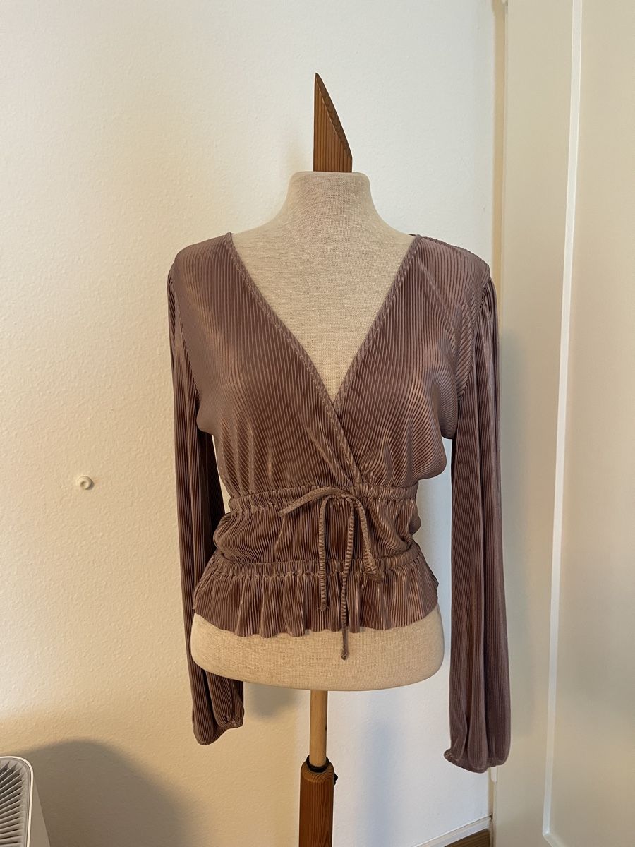 Zara Blusen: zara Bluse in metallischem Style Grösse S – Gebraucht aus Zürich von Brobin