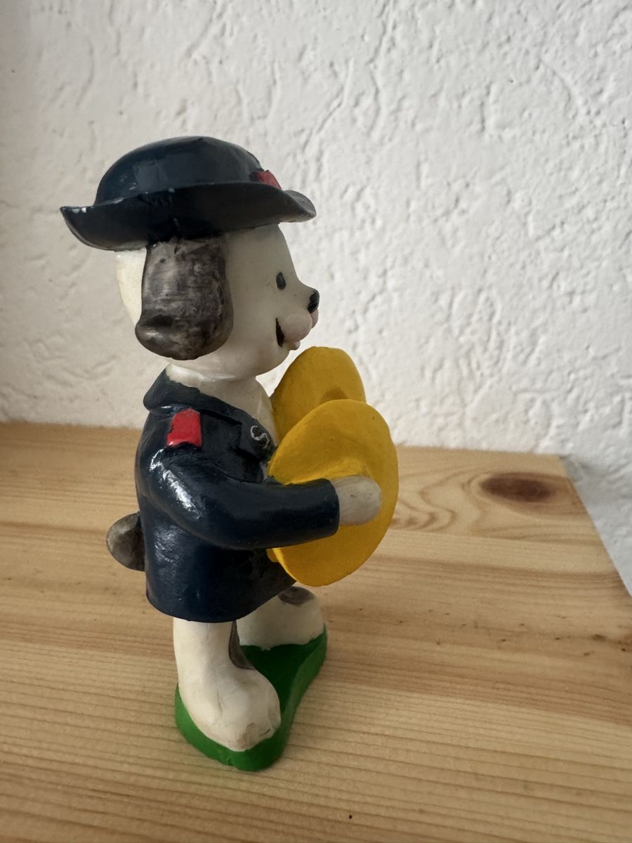 Sculture & Statue: Vintage Hundefigur mit Becken – Usato da Gerlafingen venduto da naj_vj8s 1