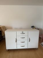 Kommode Malibu weiss 4 Schubladen 2 Tueren Gebraucht
