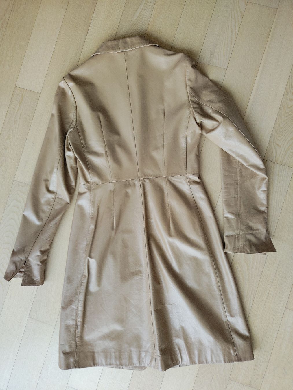 Cappotti: LEONARDO Leder Mantel Beige Size 36 – Usato da Buchrain venduto da QueenyHE51 3