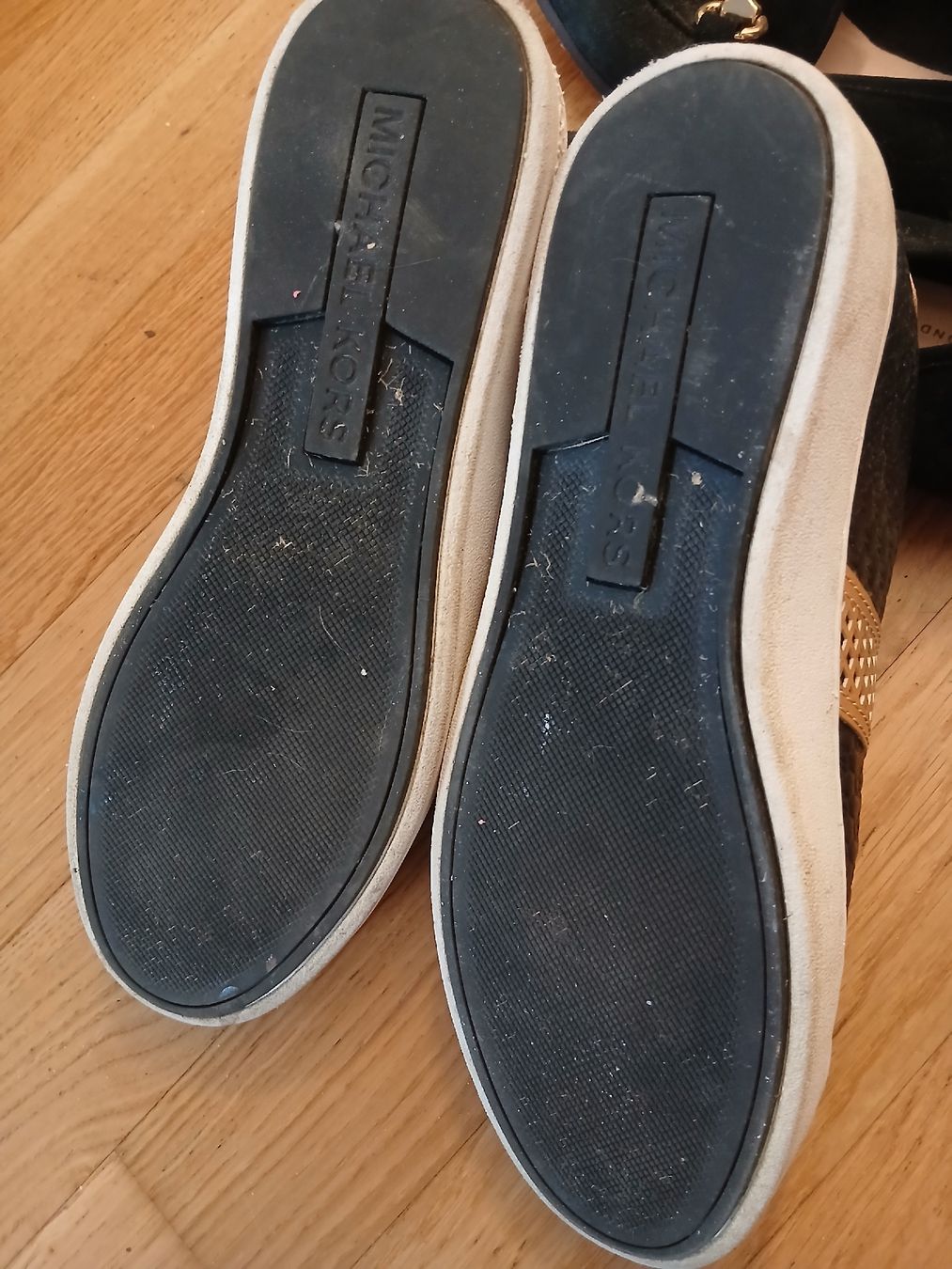 Scarpe da donna: michael kors – Usato da St Gallen venduto da Buybuybuybye 1