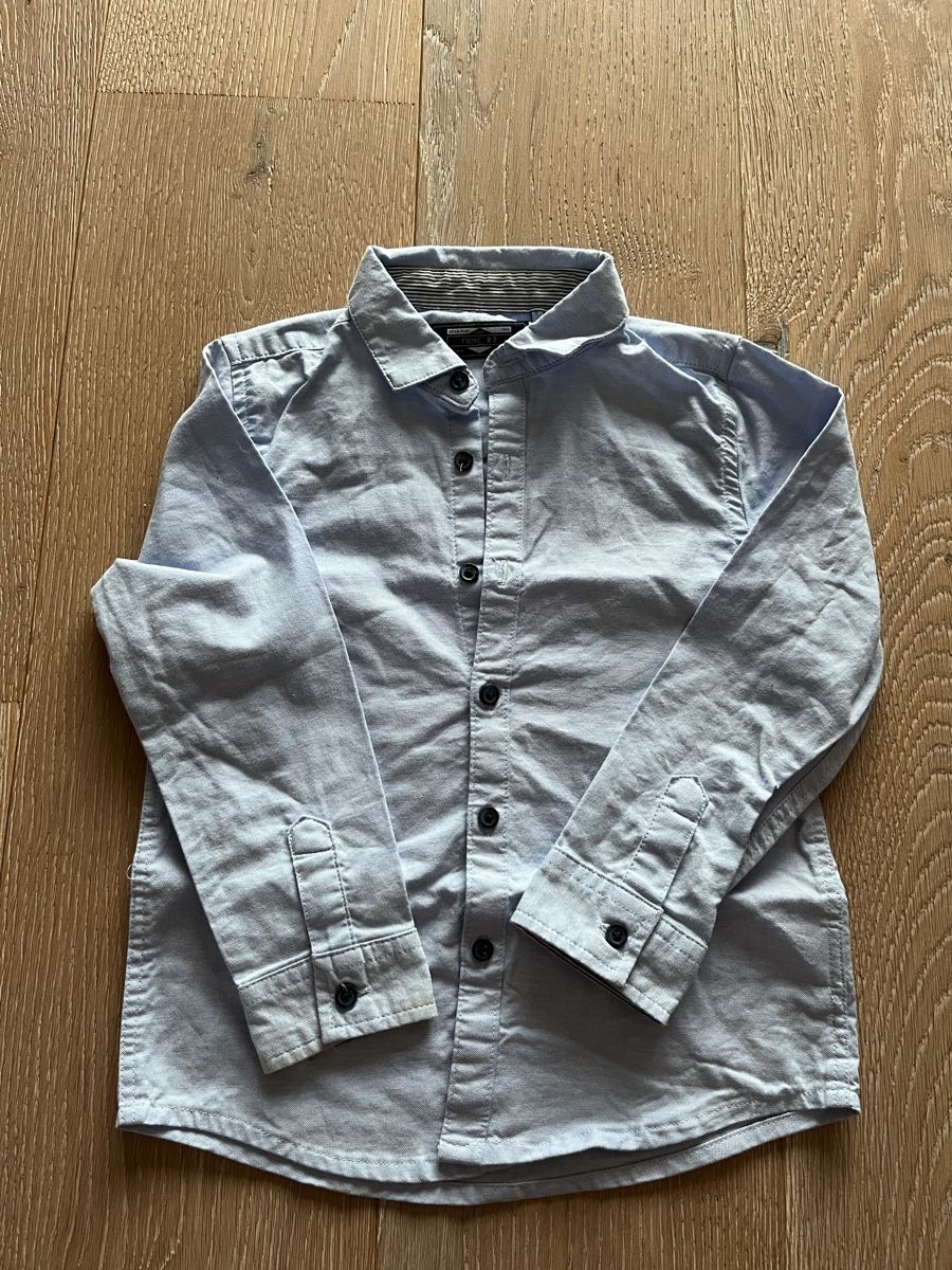 Next Camicie, T-shirt & Polo: Hemd Next Grösse 110 – Usato da Aarburg venduto da cha_6t8j