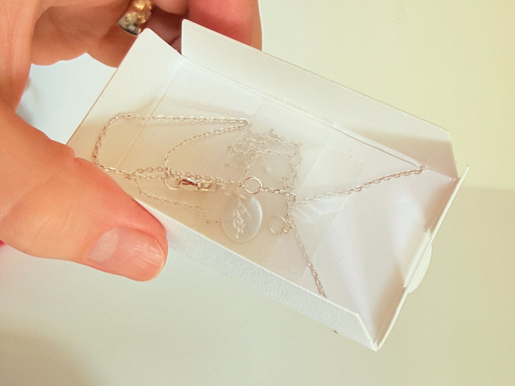 Catenine: Collier avec pendentif neuf Lovisa – Nuovo e nell'imballaggio originale da Genève venduto da AGBERG 8