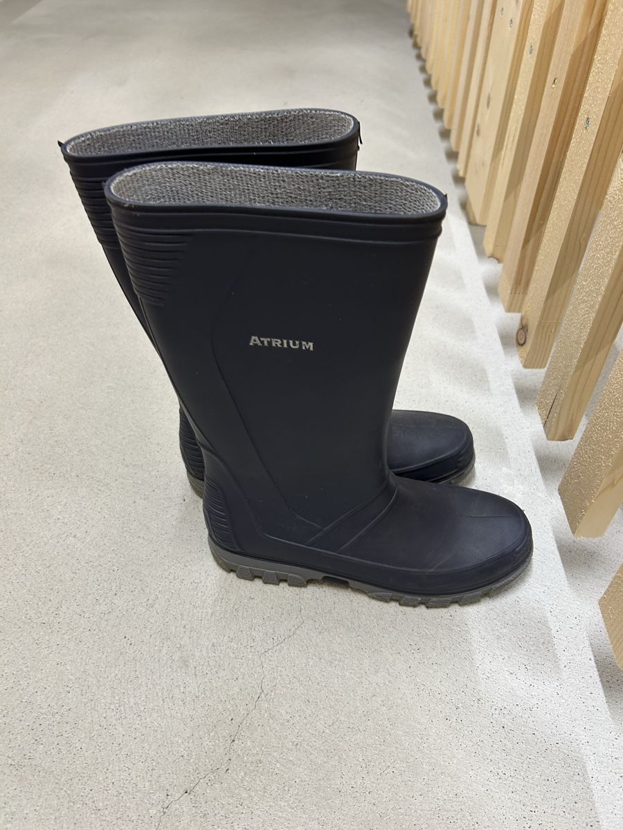 Schuhe für Jungen: Gummistiefel  – Neu (gemäss Beschreibung) aus Jona von sib_y6hf
