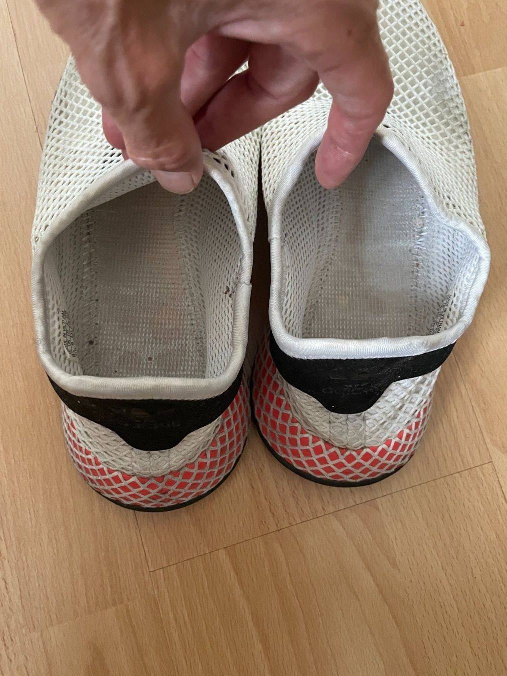 Adidas Scarpe da uomo: Adidas deerupt runner BB7150 - 9.5 / 43 1/3 – Usato da Frenkendorf venduto da Wolfjohny 1
