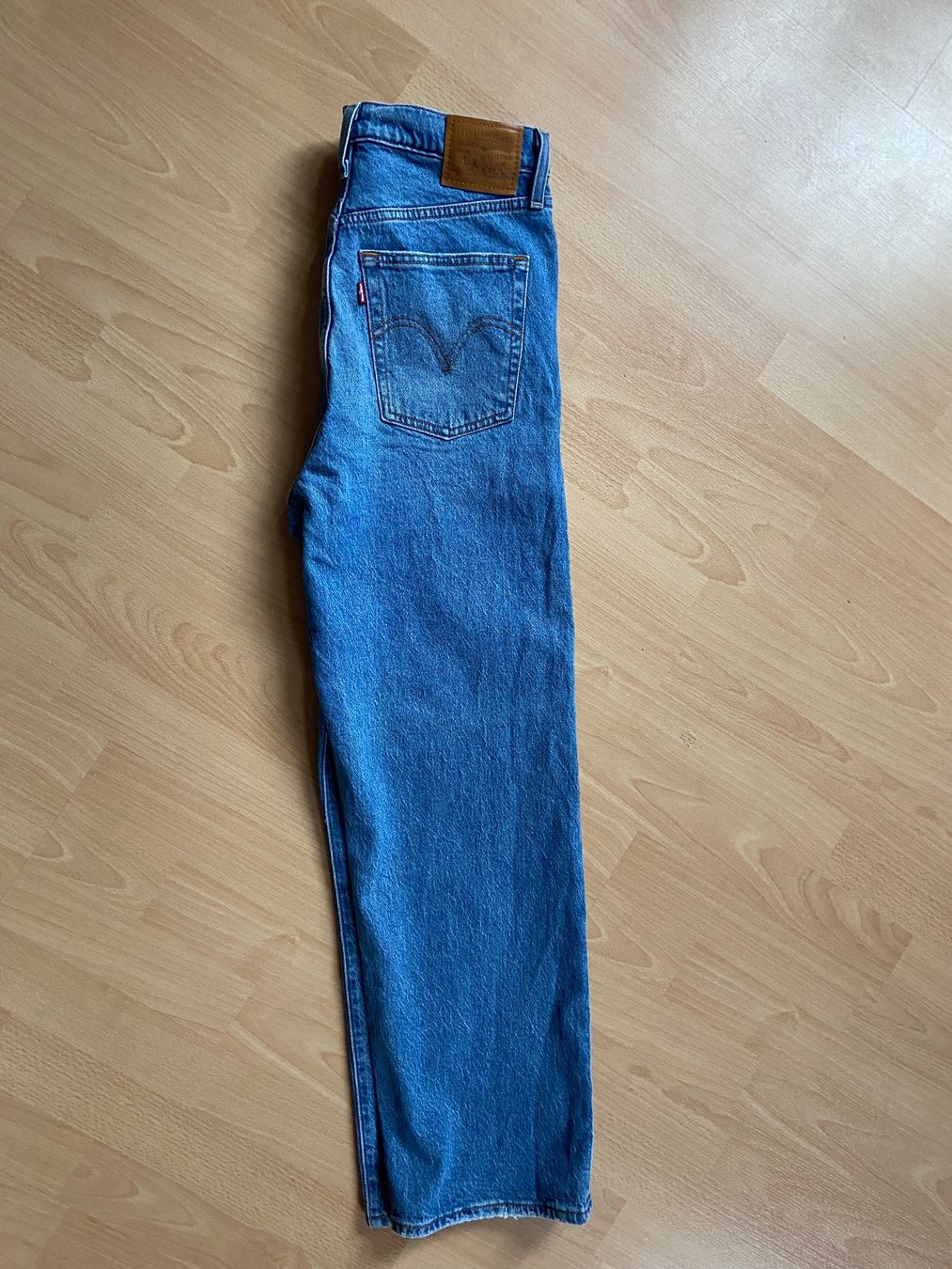 Levi's Jeans: Neue Levis Ribcage Straight Ankle 30/29 – Nuovo (secondo la descrizione) da Bern venduto da ele_l5hd 3