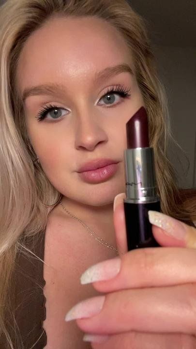 Make-up: Mac Lipstick Succumb to Plum – Nuovo (secondo la descrizione) da Eichberg venduto da Kati30