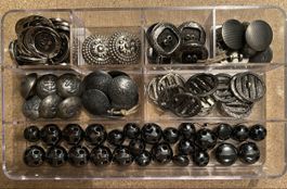 Knöpfe, Metallknöpfe