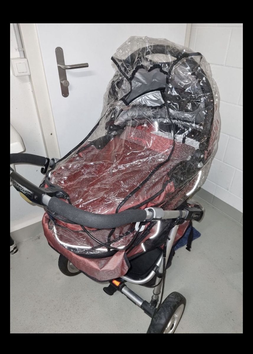 Quinny Carrozzine: Kinderwagen Quinny Speedi – Usato da Oberwil b. Büren venduto da mme.scisci 2